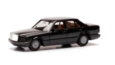 HERPA 013727-002 — Автомобиль класса люкс Mercedes-Benz® W126 (чёрный для сборки ), 1:87