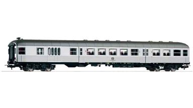PIKO 57652 — Пассажирский вагон пригородного сообщения 2 кл. BDn738, H0, IV, DB