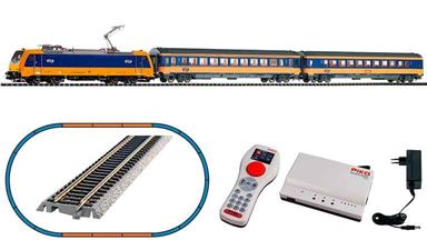 PIKO 59016 — Цифровой стартовый набор «Пассажирский поезд с электровозом BR 185», H0, VI, NS, SmartControl WLAN