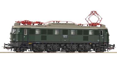 PIKO 51933 — Электровоз BR E18 (декодер PluX22 и звук), H0, III, DR