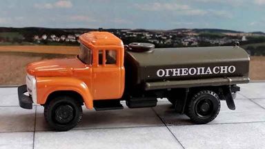RUSAM-ZIL-130-65-301 — Топливозаправщик ЗиЛ 130 (оранжевый) «ОГНЕОПАСНО», 1:87, 1963—1986, СССР