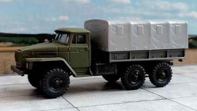 RUSAM-URAL-4320-16-055 — Бортовой тягач УРАЛ (военный) покрытый тентом (серый), 1:87, 1977, СССР