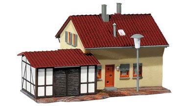 FALLER 131358 — Домик с пристройкой, 1:87, 1946–1977