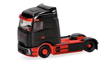 HERPA 318211 — Седельный тягач Mercedes-Benz® eActros 600 Procabin (черный), 1:87
