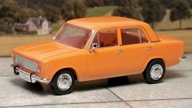 BREKINA 22415 — Автомобиль Fiat® 124 (оранжевый), 1:87, 1966
