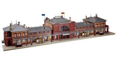 FALLER 110113 — Вокзал «BONN» (длинна 700 мм), 1:87, 1880–1920