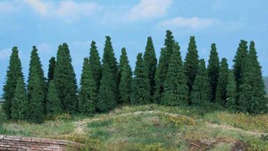 HEKI 2240 — Ели (30 деревьев) ~40—70 мм, 1:72—1:500 сделано в Германии
